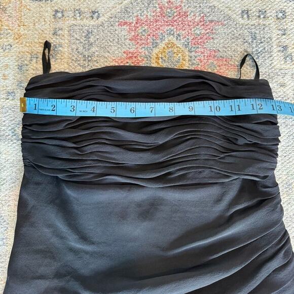 Bloomingdale’s 100% Silk Ruched Midi Strapless Dress Sz 4P - Picture 9 of 11